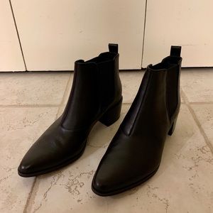 Steve Madden Ankle Black Boots 6.5